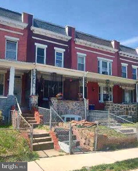 336 Gwynn Avenue photo 1