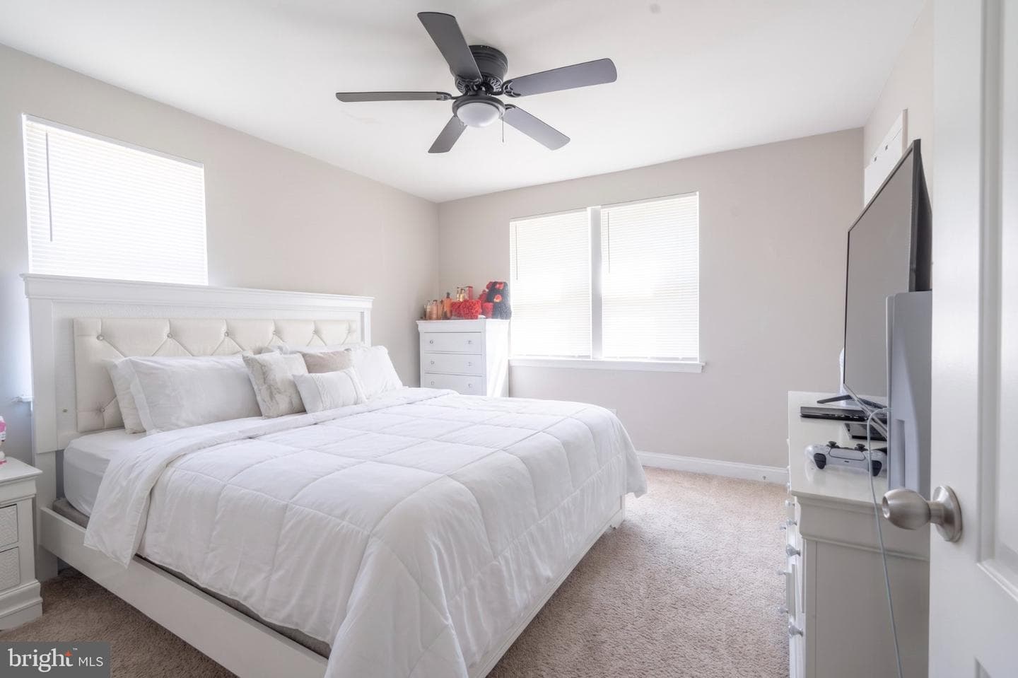 5615 Belle Avenue photo 7