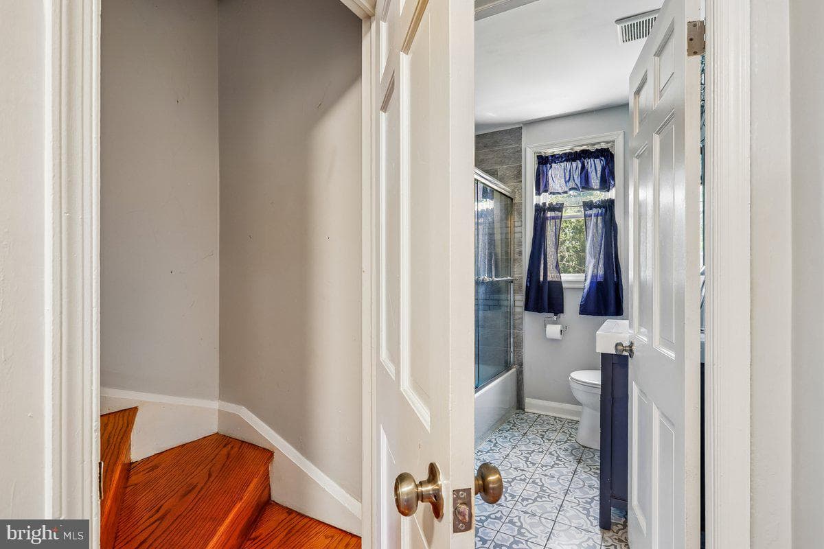 4818 Lindsay Road photo 19