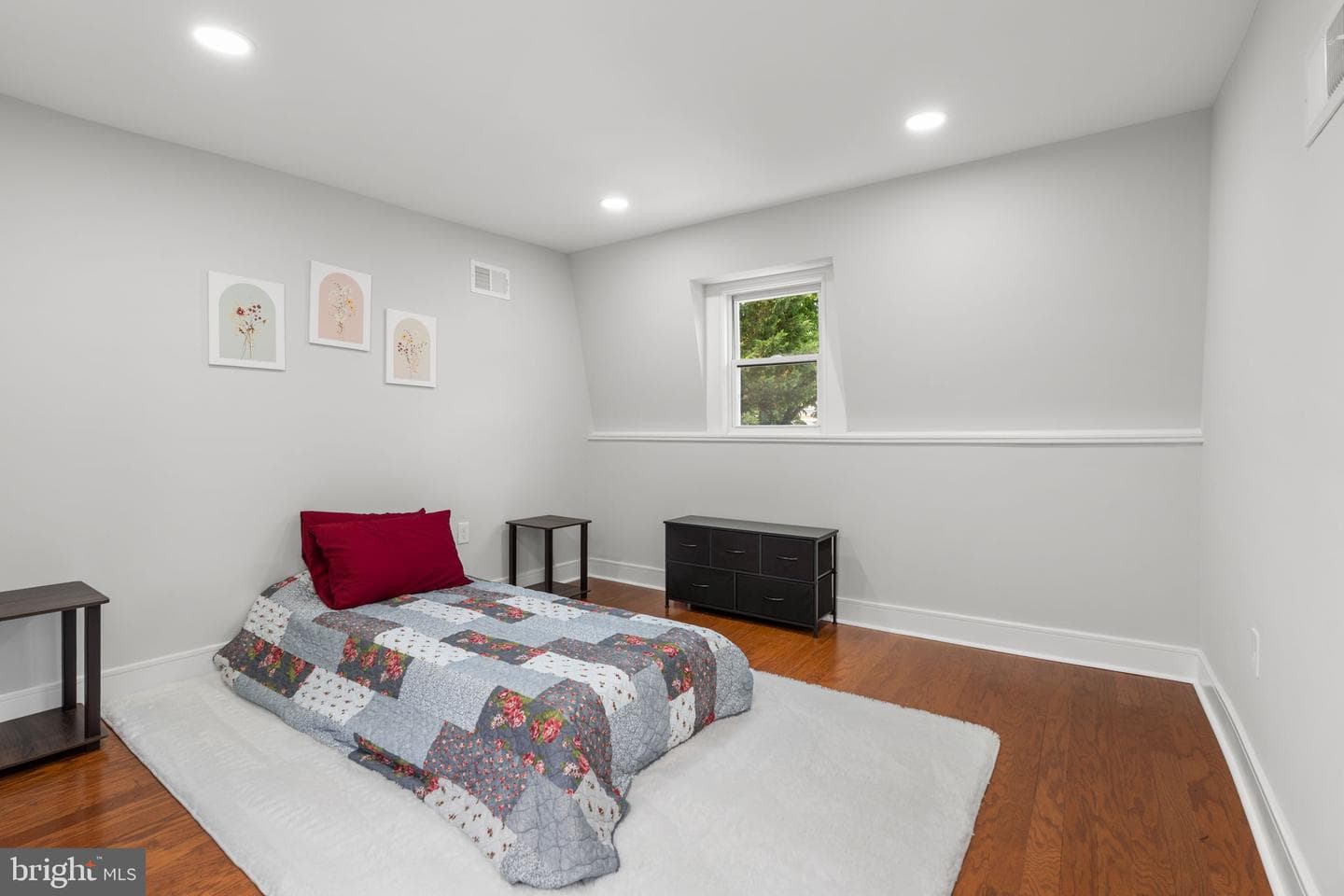 3517 Holmes Avenue photo 15