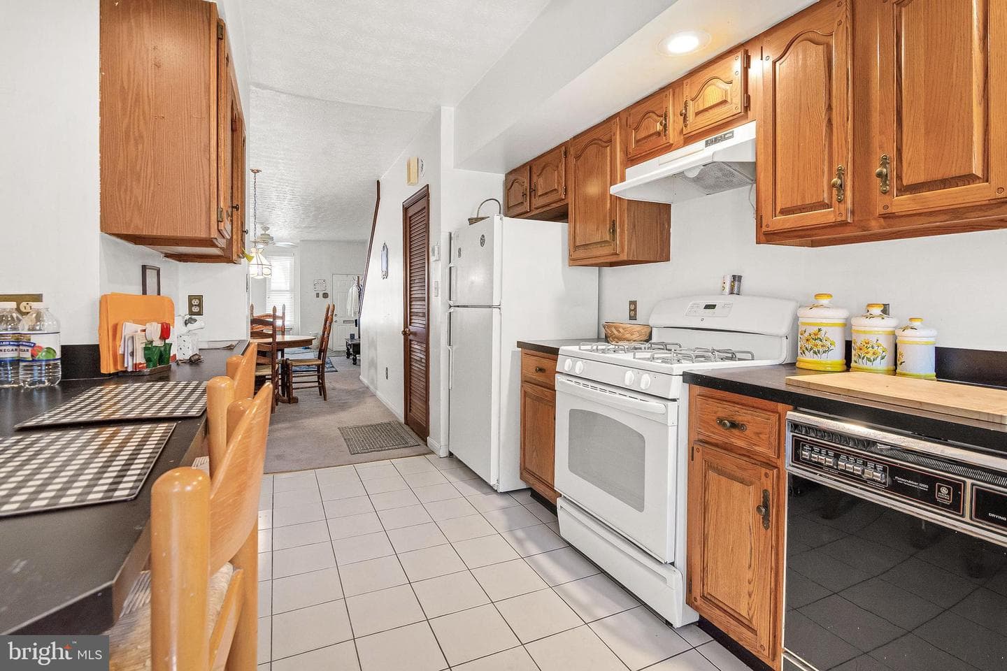 3527 Gough Street photo 9
