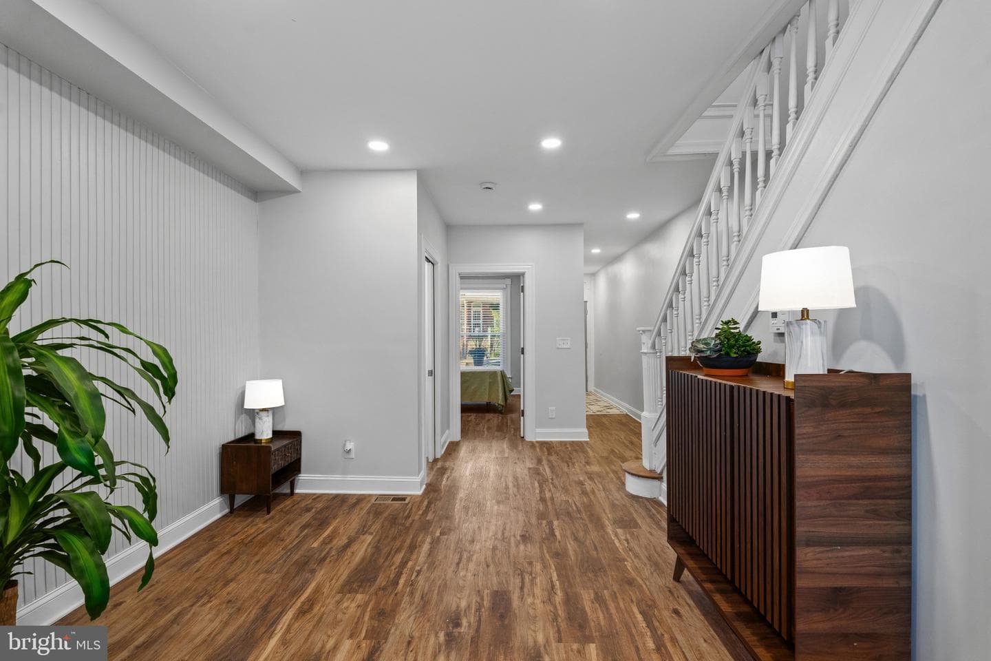 621 E 36th Street photo 8