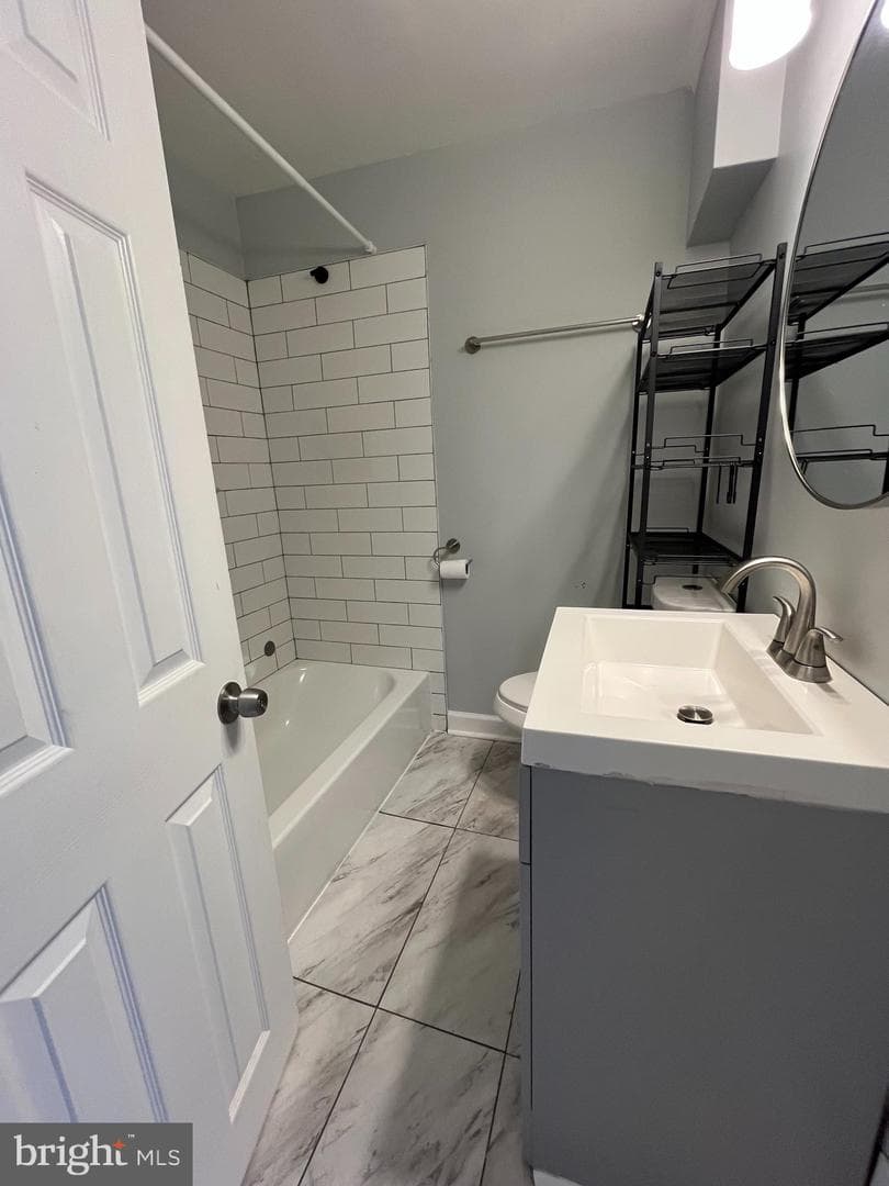3707 Mactavish Avenue photo 6