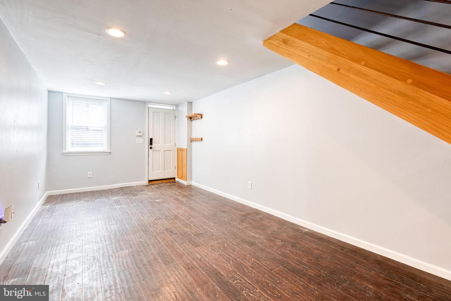 302 S Duncan Street photo 9