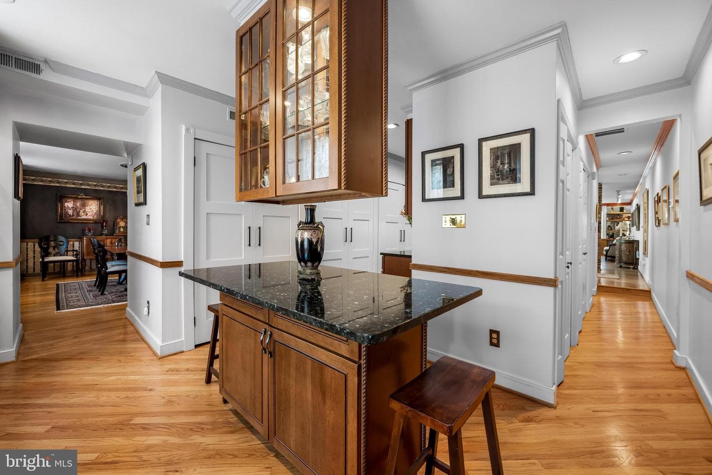 1807 Lancaster Street photo 21