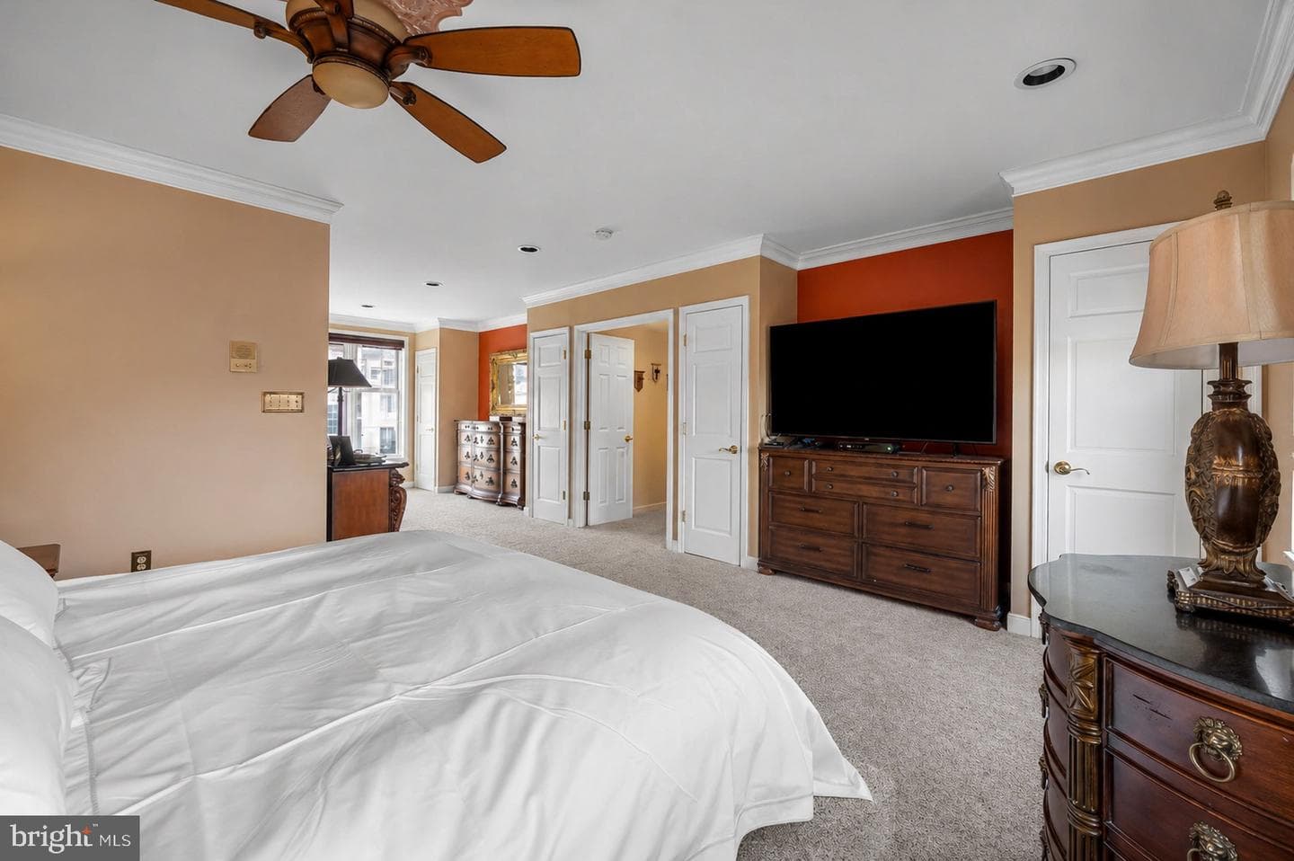1807 Lancaster Street photo 31