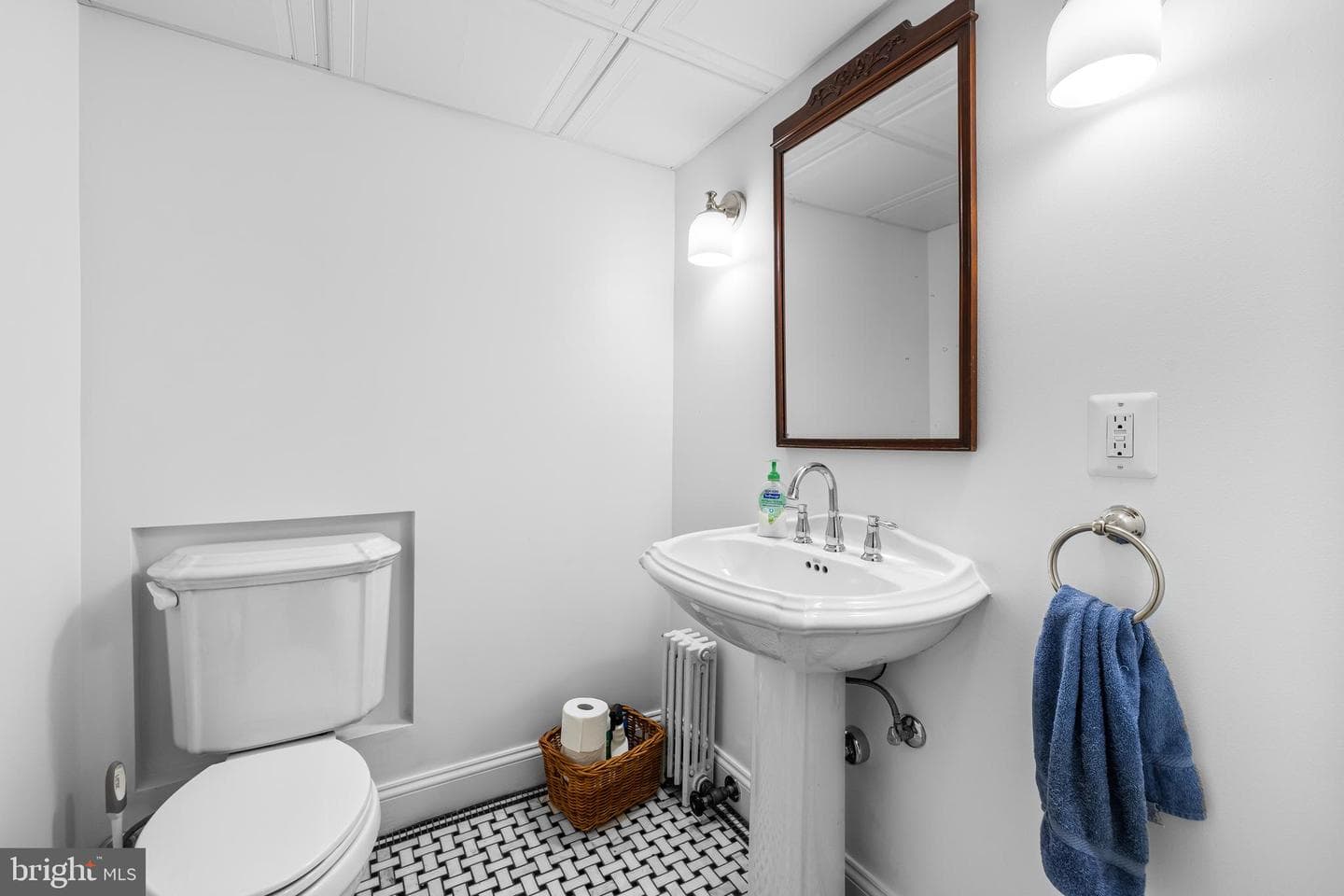 5310 Saint Albans Way photo 60