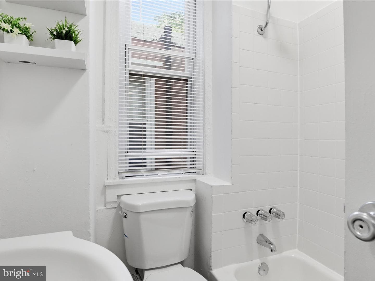509 Laurens Street photo 14