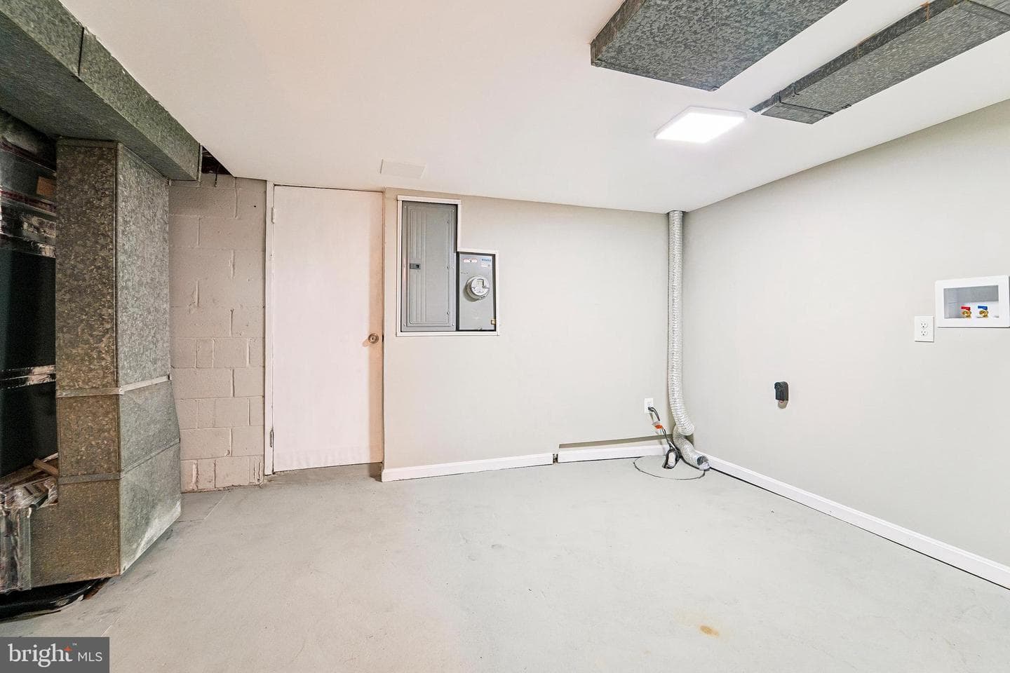 1108 W 43rd Street photo 32
