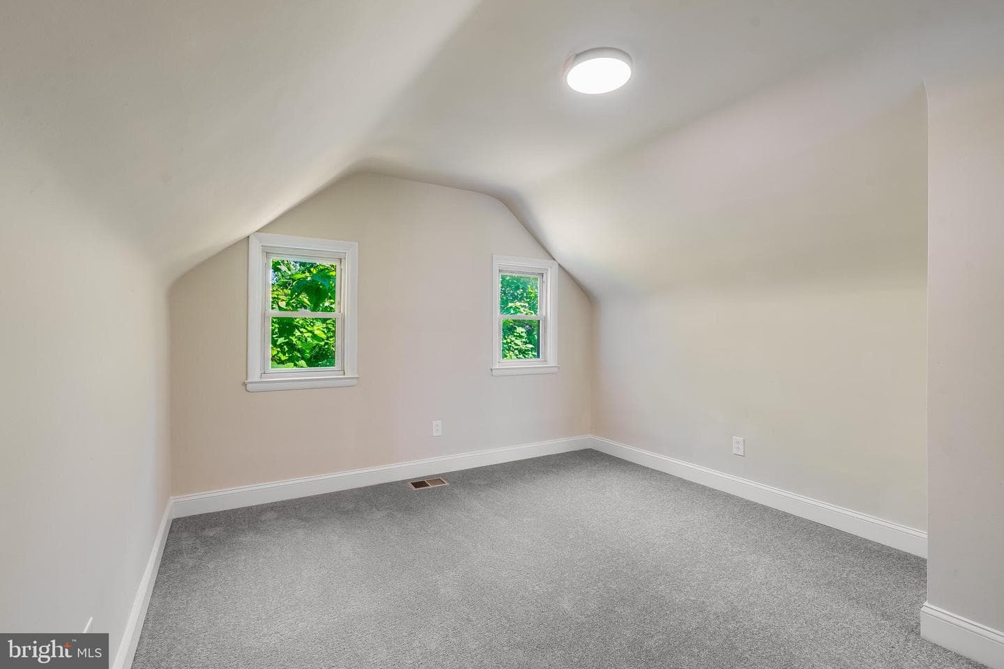 5412 Biddison Avenue photo 21