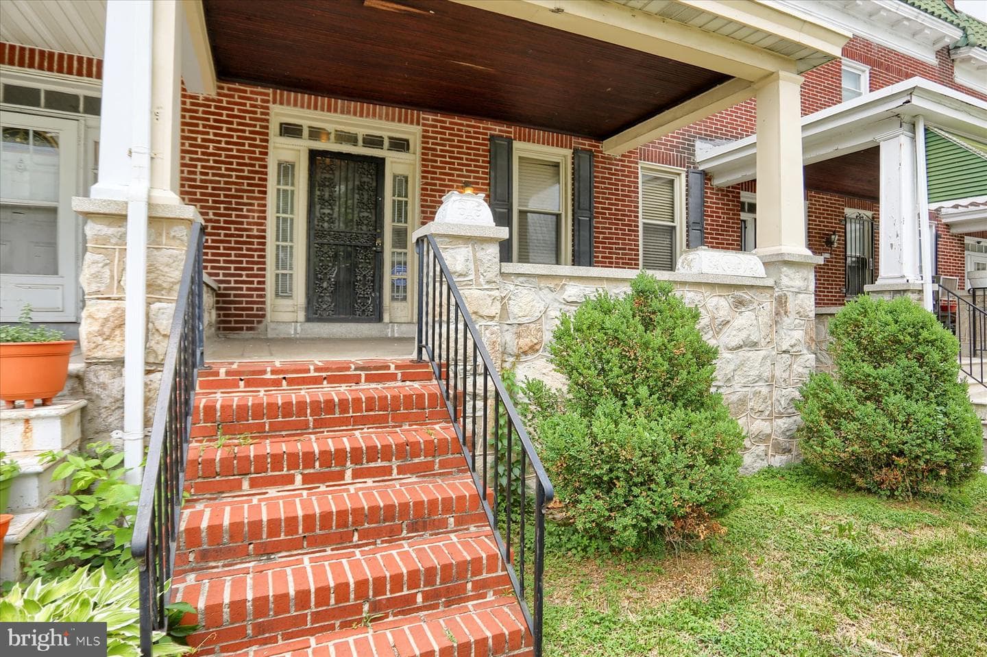 2417 N Pulaski Street photo 3