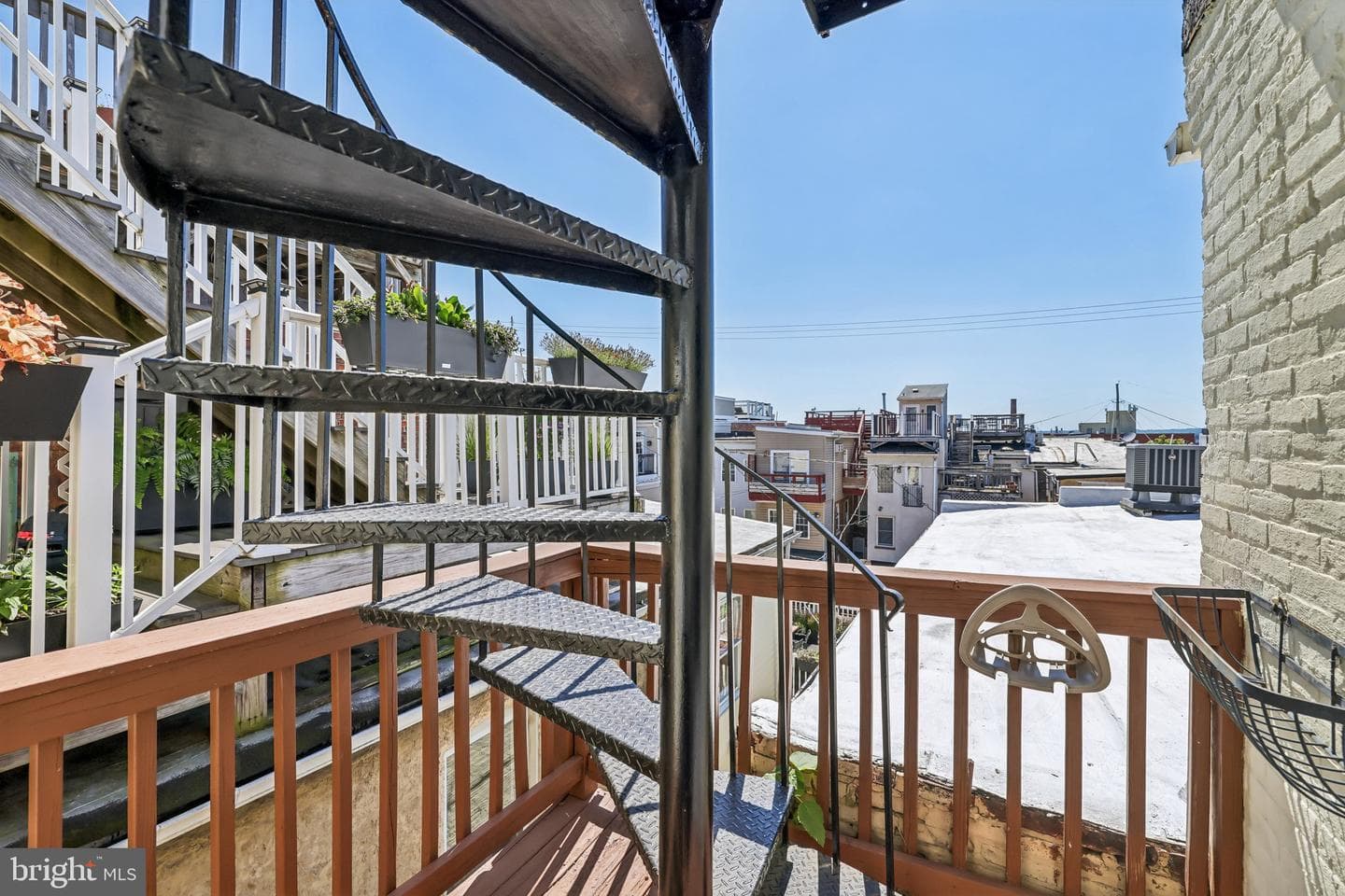 1232 Riverside Avenue photo 43
