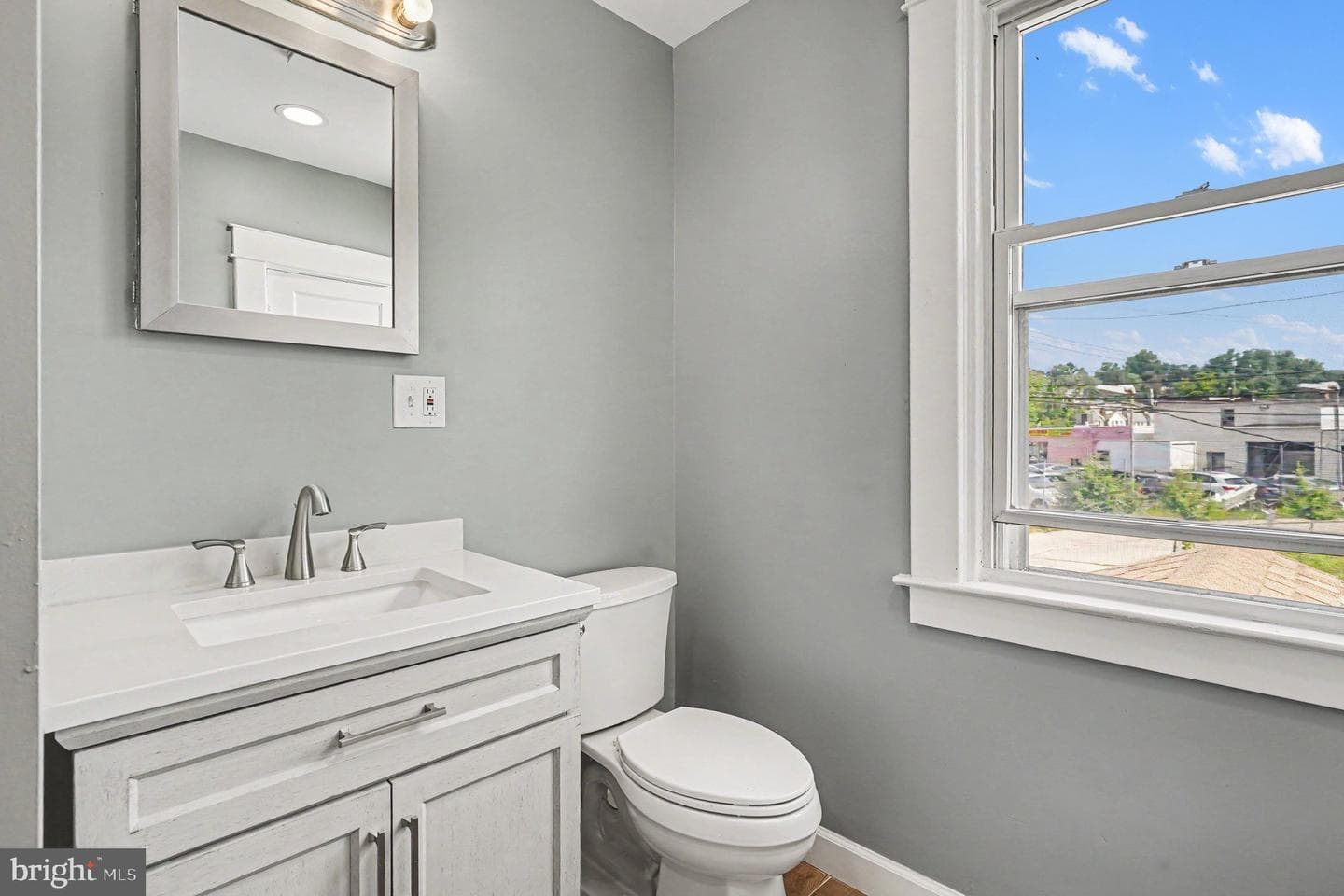 4207 Mary Avenue photo 23