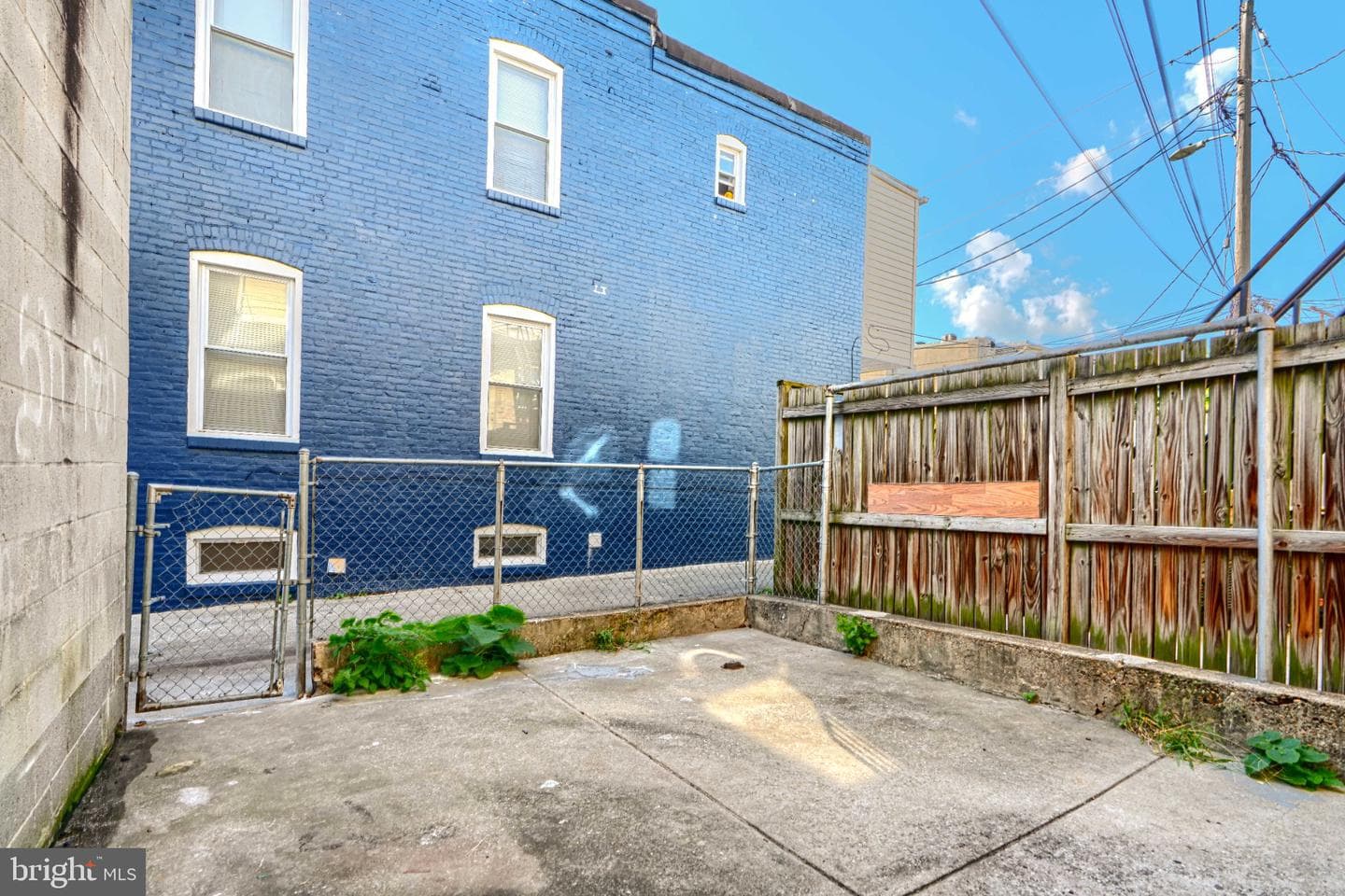702 Kenwood Avenue photo 11