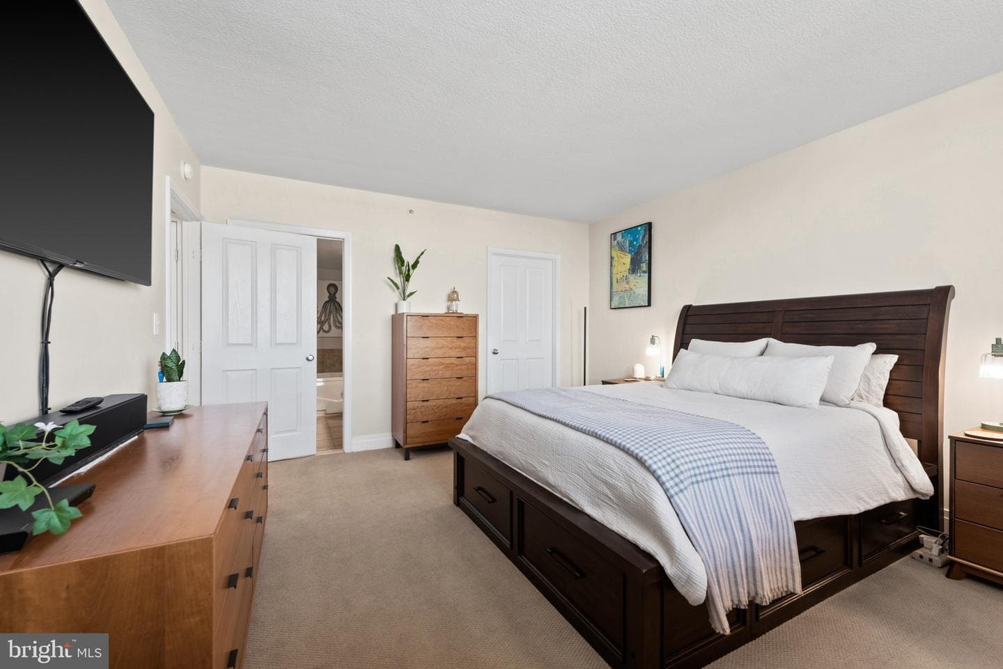 414 Water Street #1813 photo 17