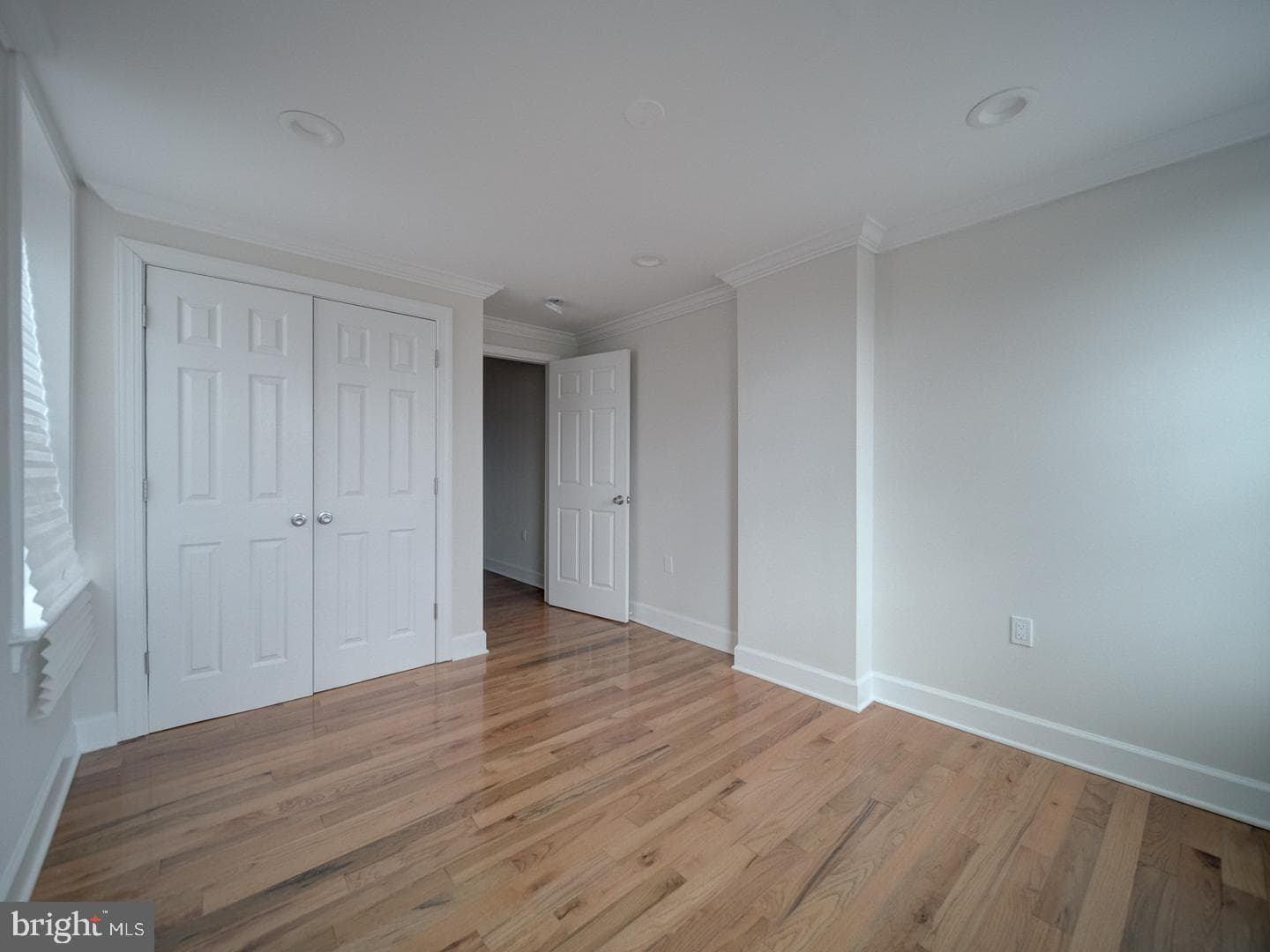 417 N Collington Ave photo 4