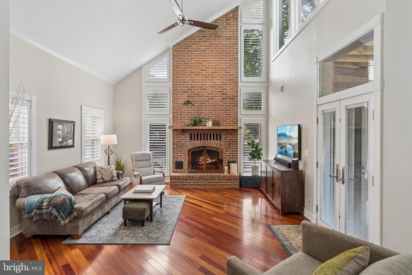 124 W Montgomery Street photo 4
