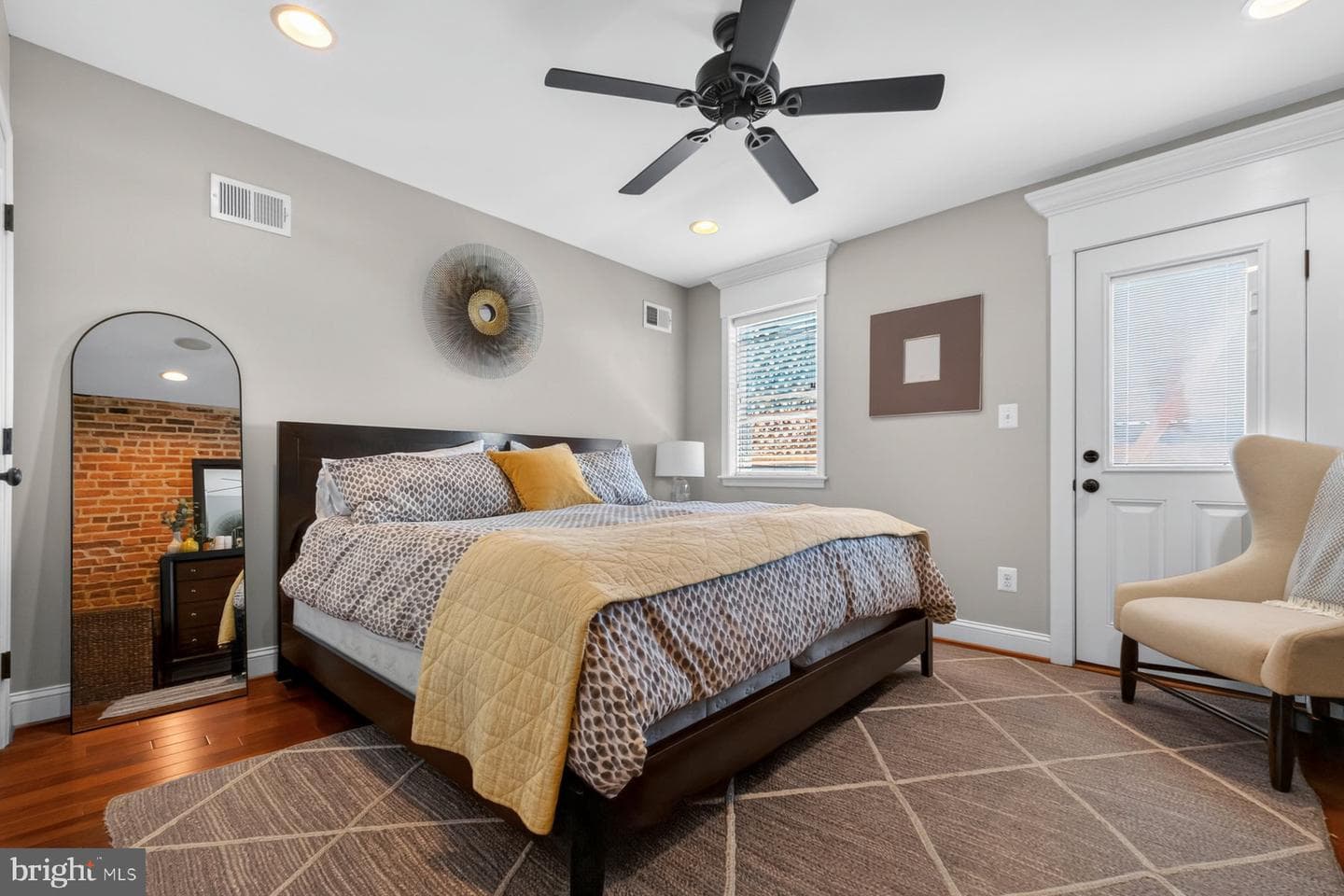 3209 Dillon Street photo 21