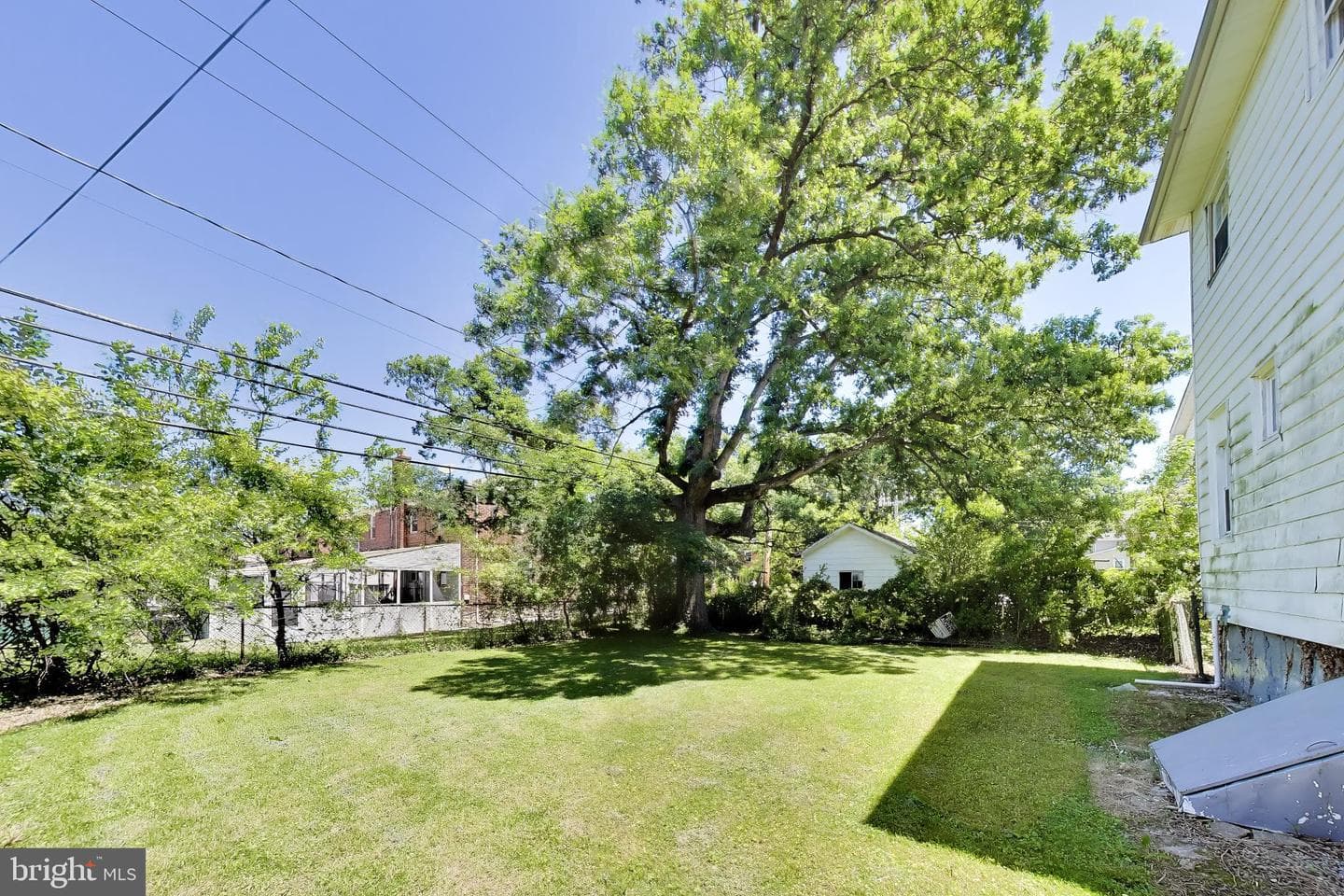 2702 Oakley Avenue photo 36