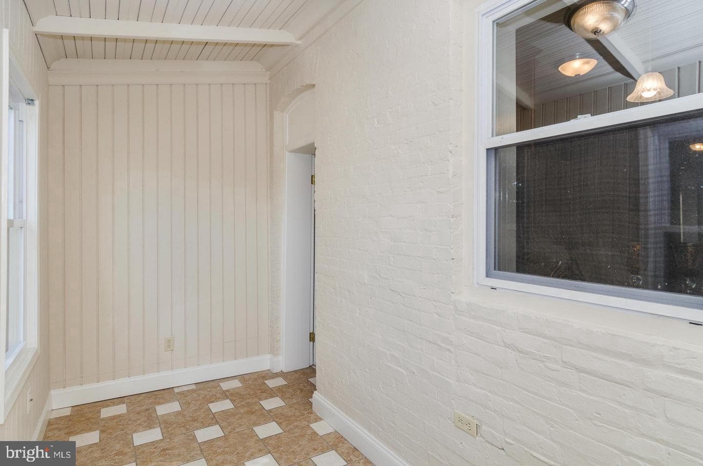 2219 W Baltimore Street W photo 10