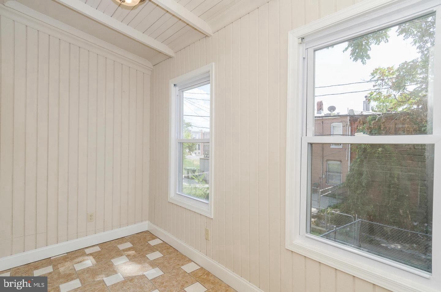 2219 W Baltimore Street W photo 11