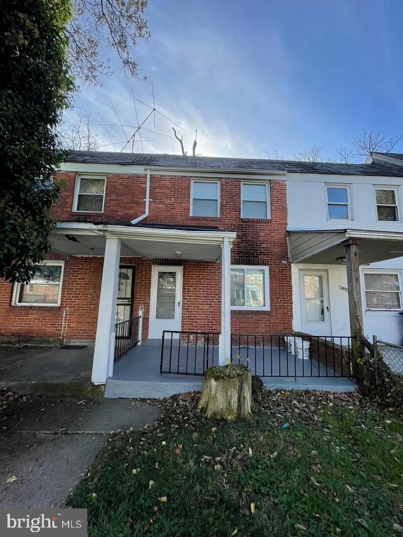 4826 Beaufort Avenue photo 1