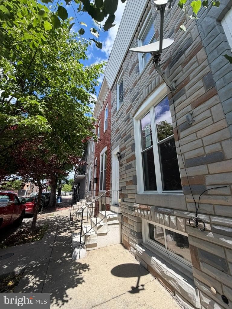 117 N Clinton Street photo 21