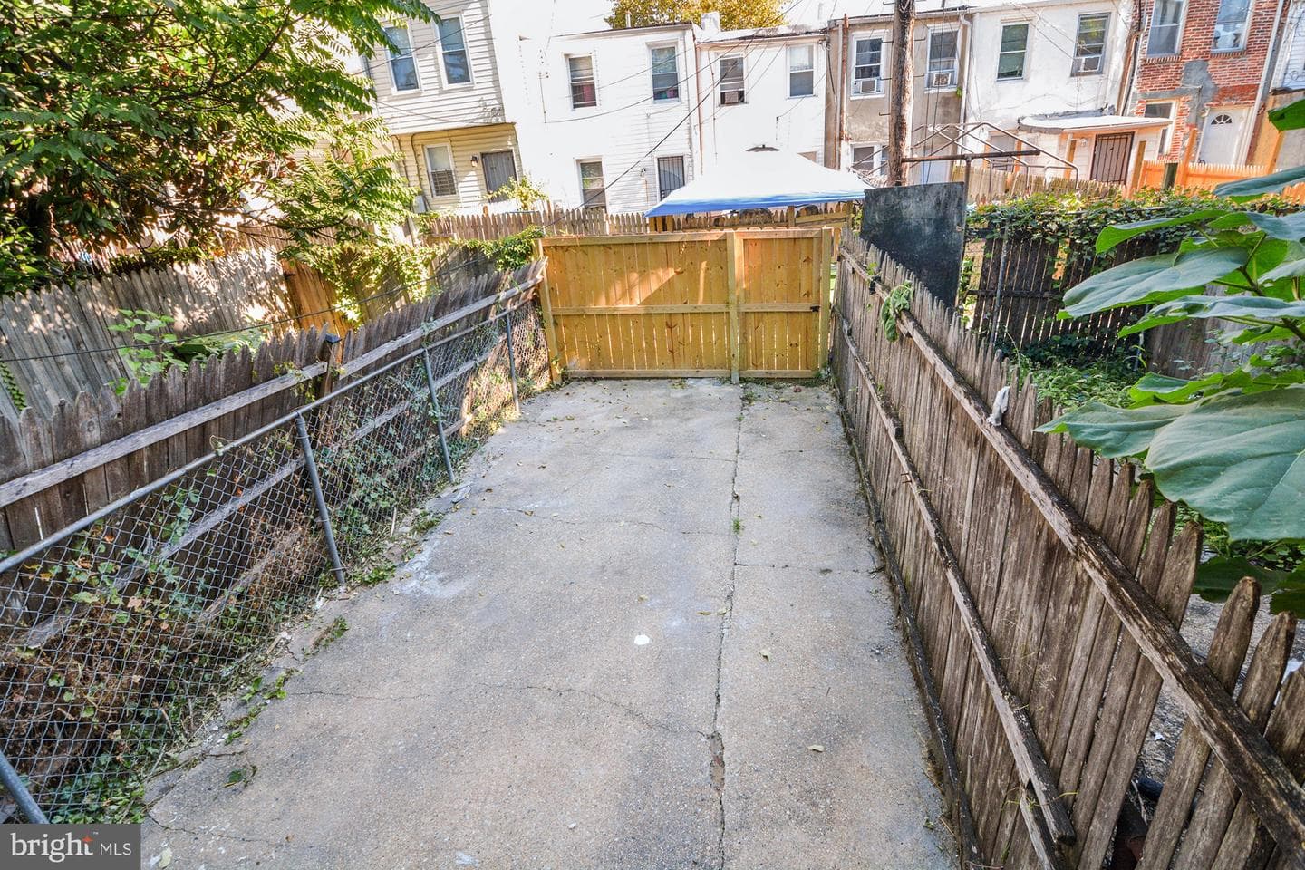 1147 Sargeant Street photo 15