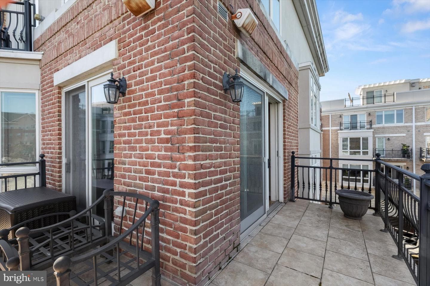 921 Valencia Court #120 photo 36