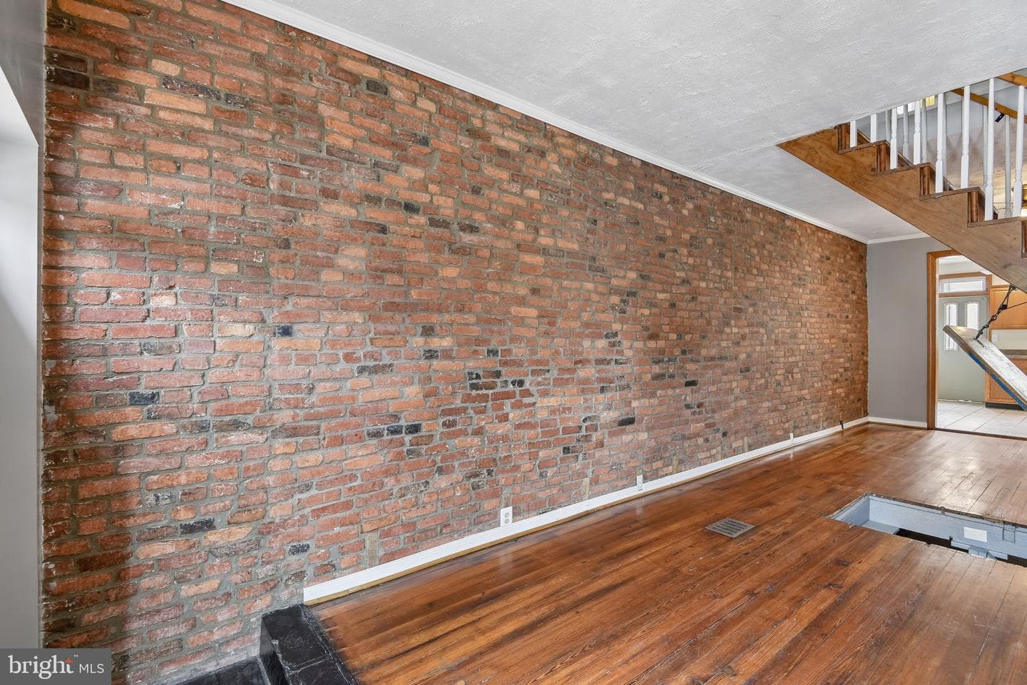 1319 S Carey Street photo 10