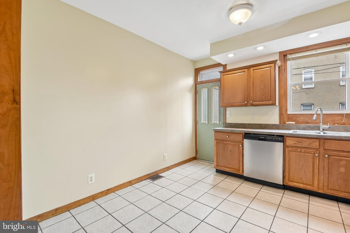 1319 S Carey Street photo 22