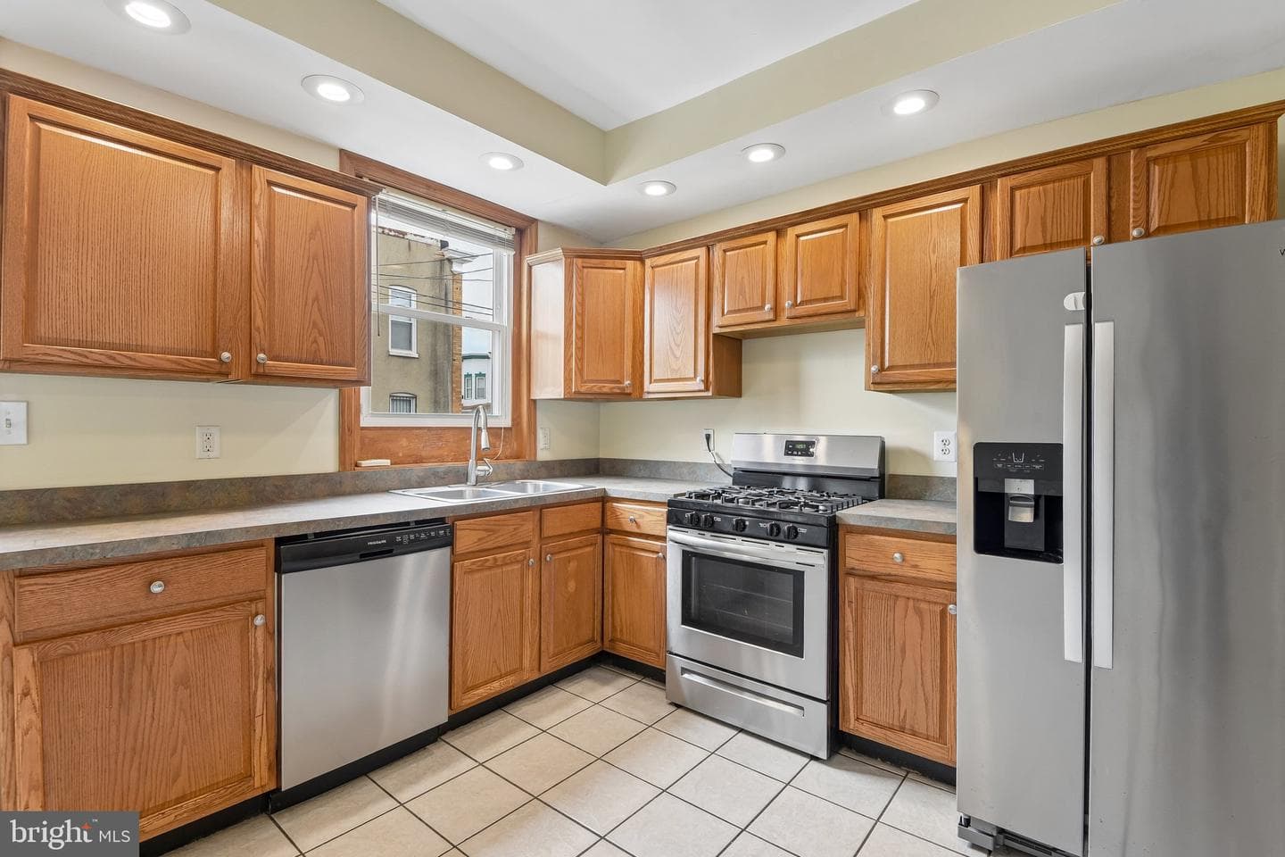 1319 S Carey Street photo 23