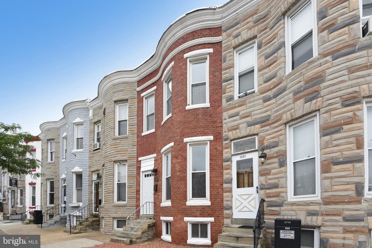 1319 S Carey Street photo 3