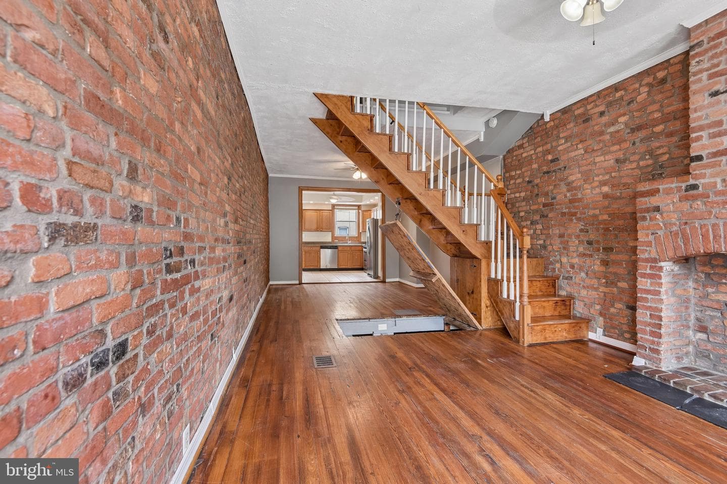 1319 S Carey Street photo 7