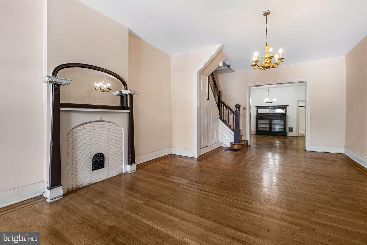 2503 Guilford Avenue photo 7