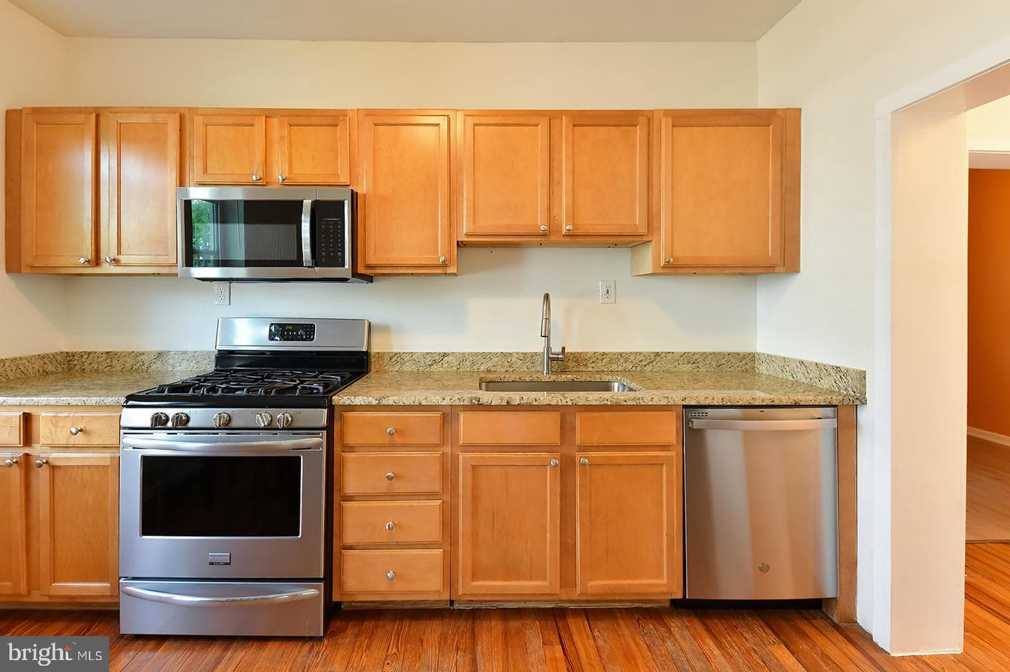 3114 Chesley Avenue photo 13