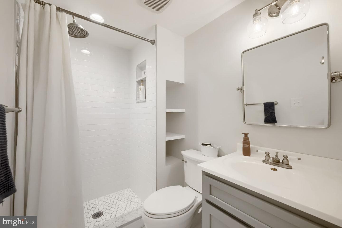 540 E Fort Avenue E photo 22