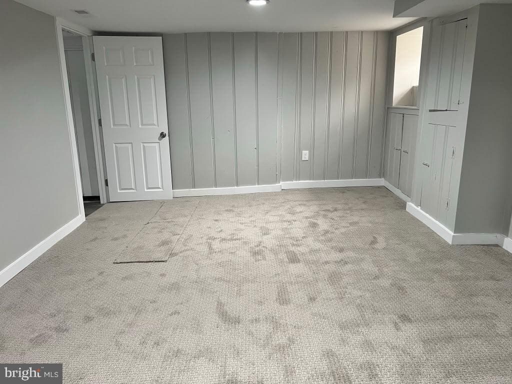 739 Linnard Street photo 5