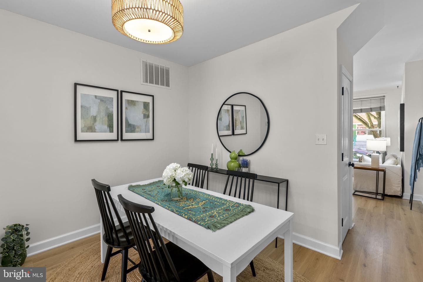 3637 Chestnut Avenue photo 10