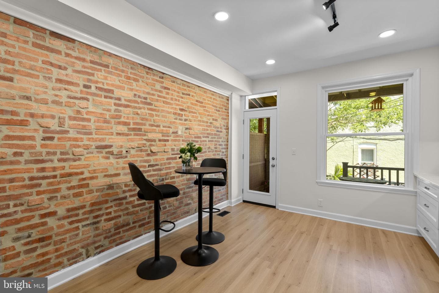 3637 Chestnut Avenue photo 13