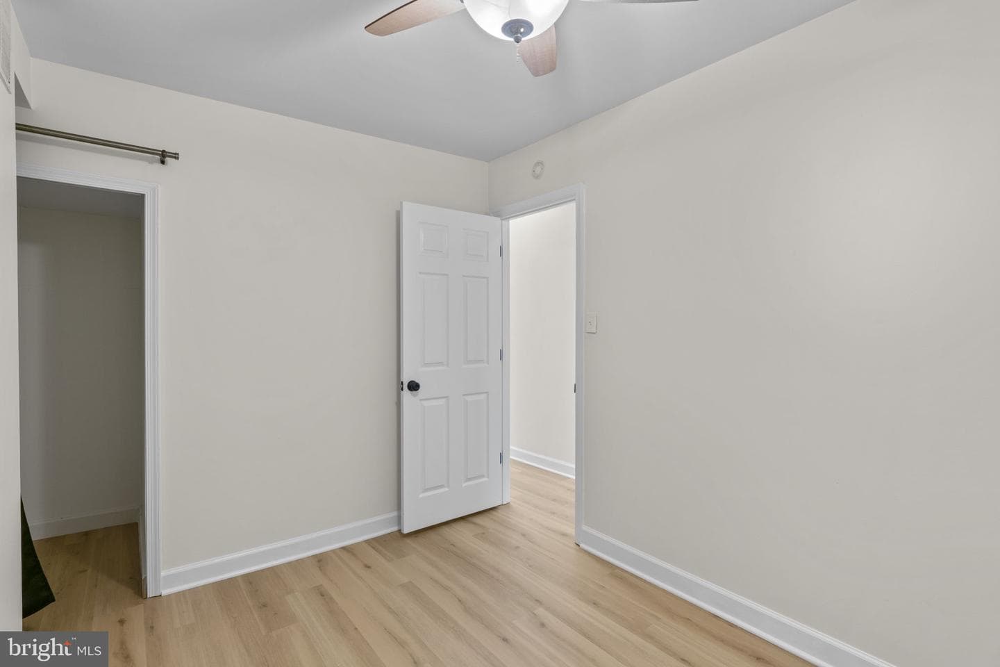 3637 Chestnut Avenue photo 23