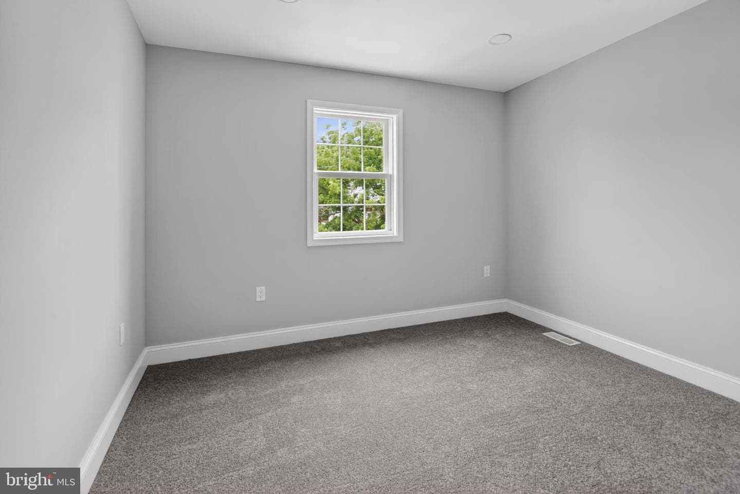 2888 W Garrison Avenue W photo 12