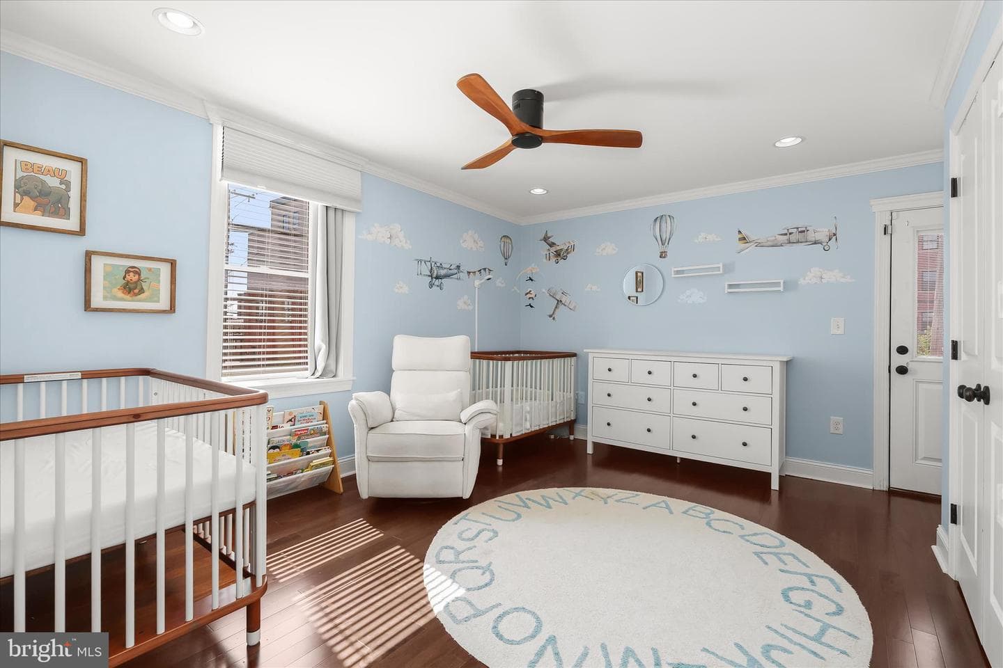 3729 Hudson Street photo 26