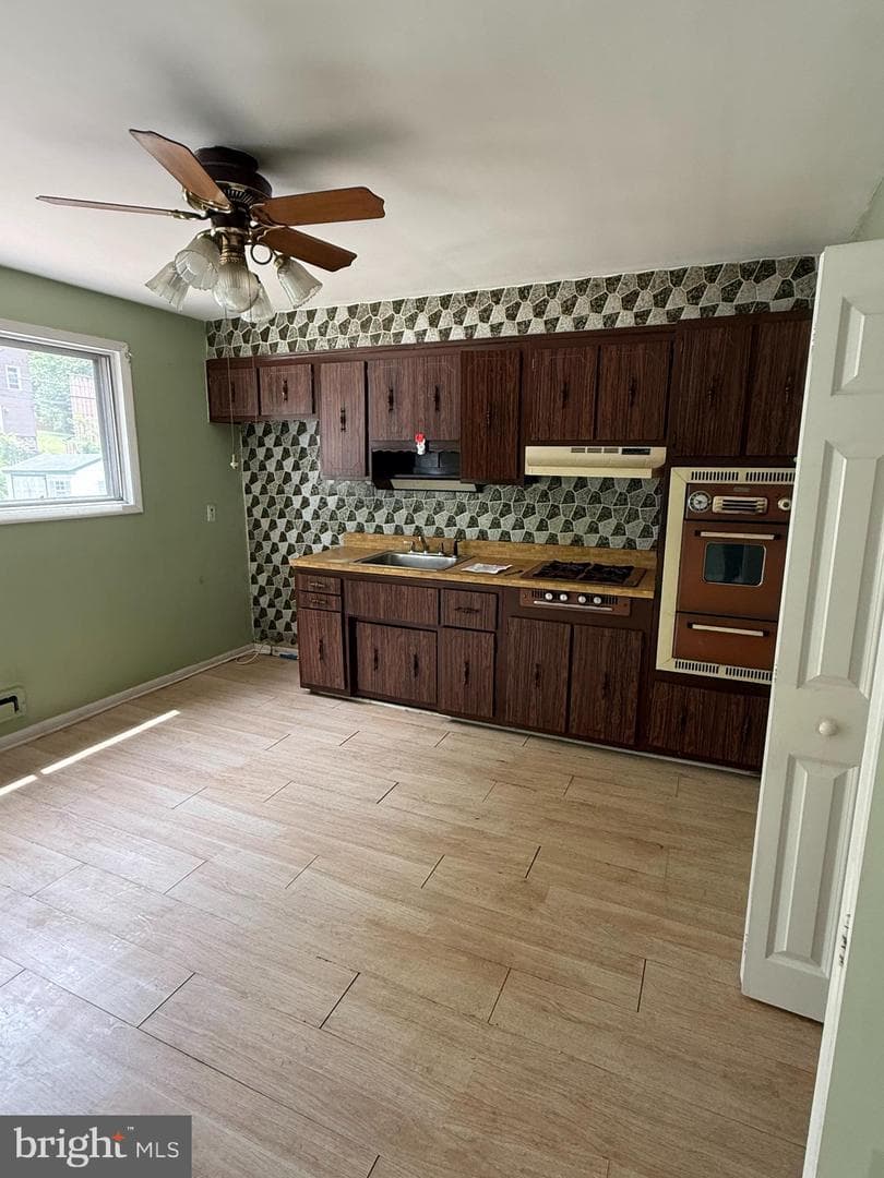 1015 Woodheights Avenue photo 3