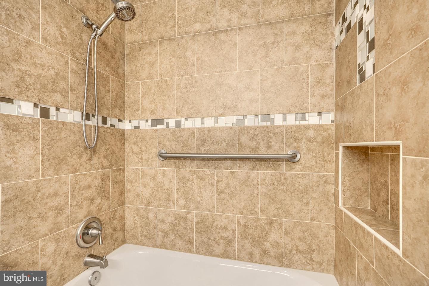 4000 N Charles Street #1206 photo 17