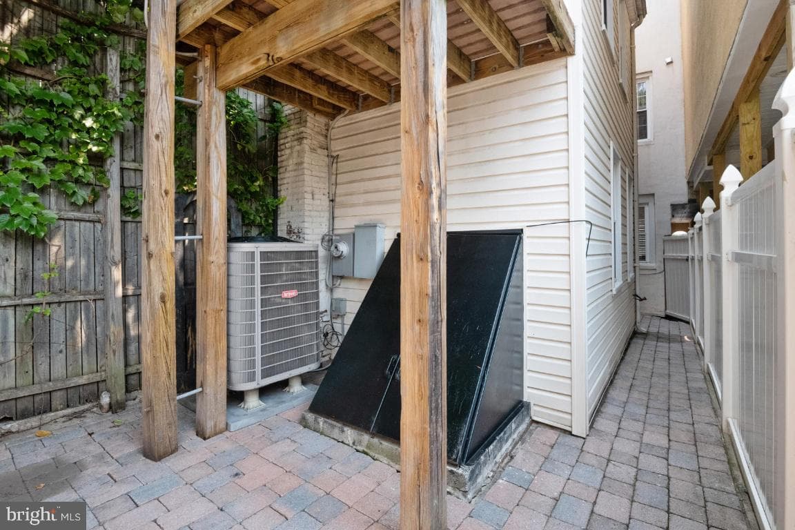 520 S Bethel Street photo 23
