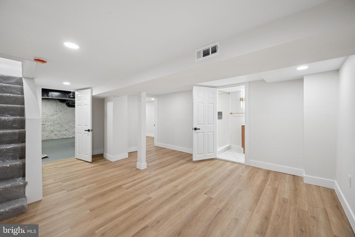 306 Lyndhurst Street photo 28