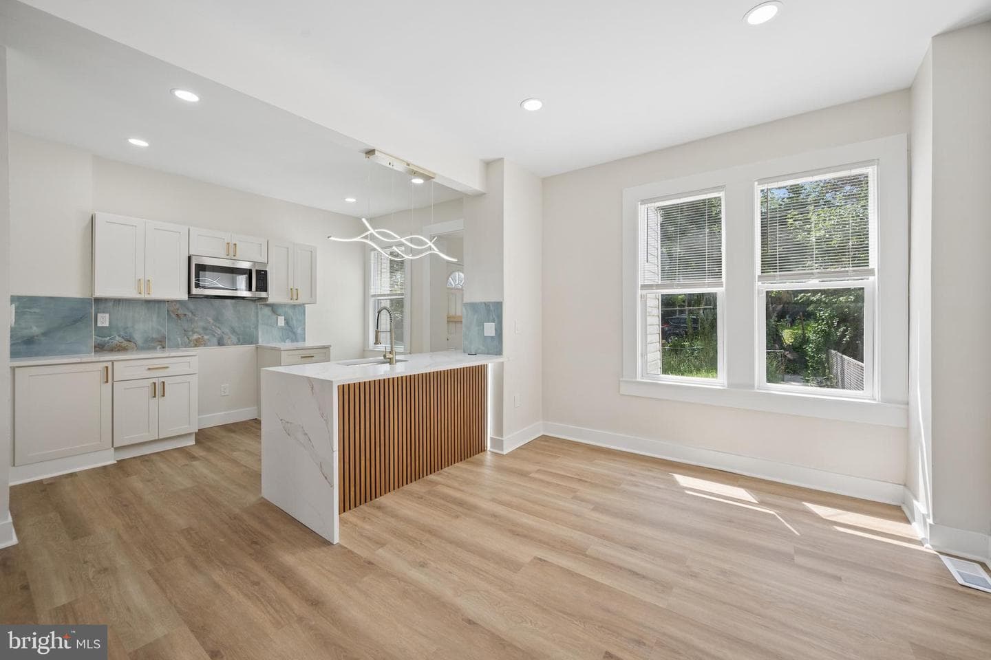 306 Lyndhurst Street photo 50