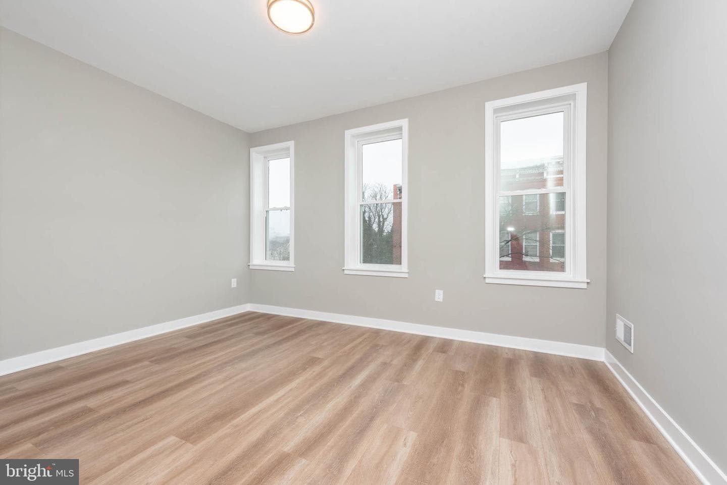 848 Edmondson Avenue photo 16