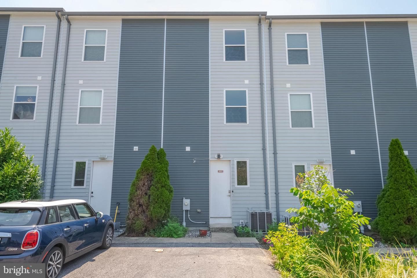 428 E Oliver Street photo 11